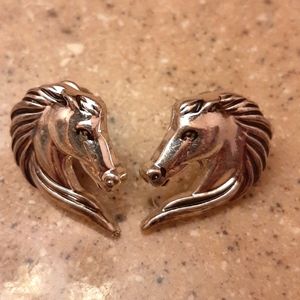 Horse head earring and necklace set